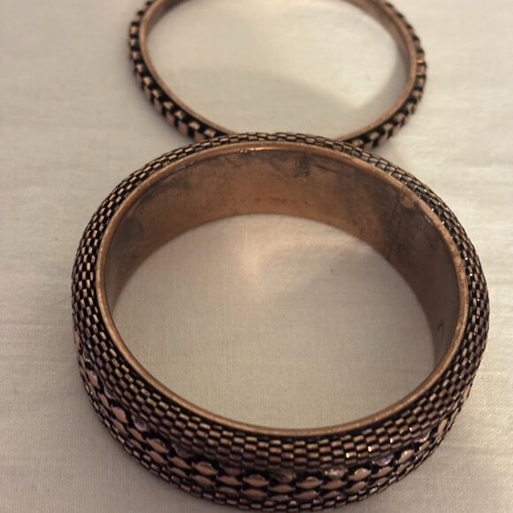 Two (2) Bronze Bangles (size 8) for any occasion - Picture 5 of 14